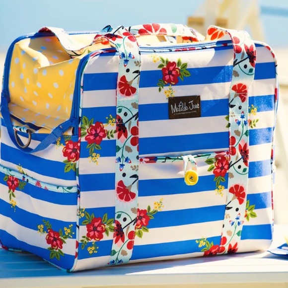 Matilda Jane Handbags - NWT Matilda Jane Cooler Diaper Travel Picnic Bag